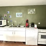 Les Terrasses De Lure & Piscine Appartement